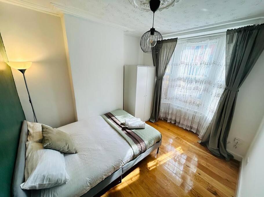 Elegant House In Stratford Apartment London Luaran gambar